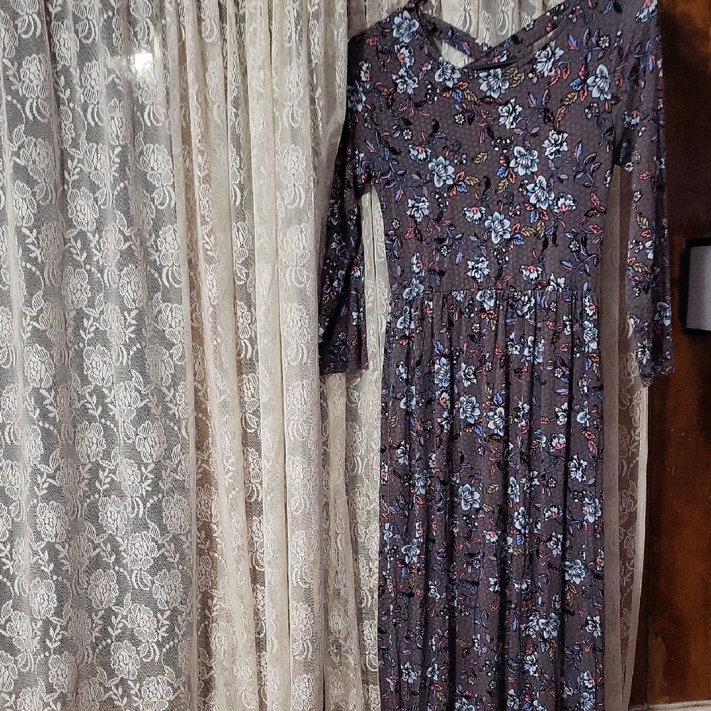 Nyla And Noelle Floral Print Long Sleeve Dress - Multicolor Size M NWOT